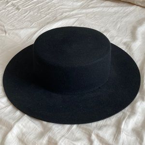 Gigi Pip Dahlia Boater EUC 57cm S/M Black